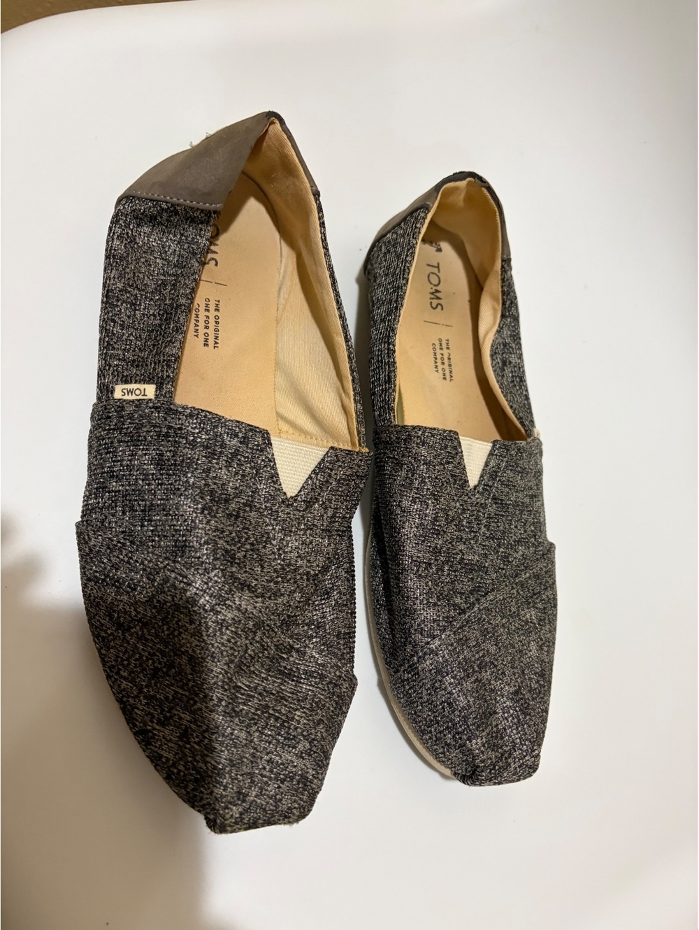 TOMS Alpargata classic slip-on shoes gray birch knit material Size 9.5 flats